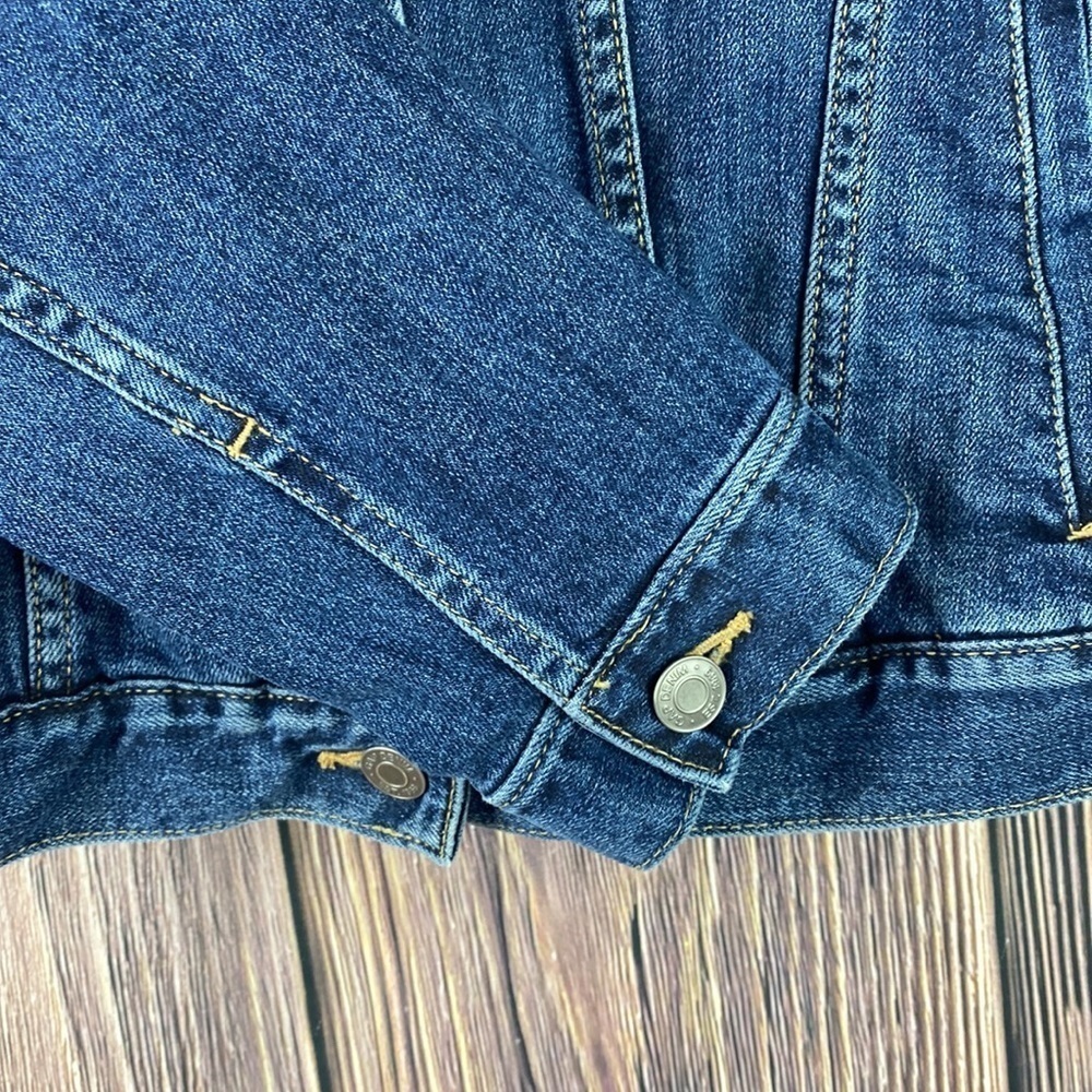 Jean Jacket - Picture 4 of 10
